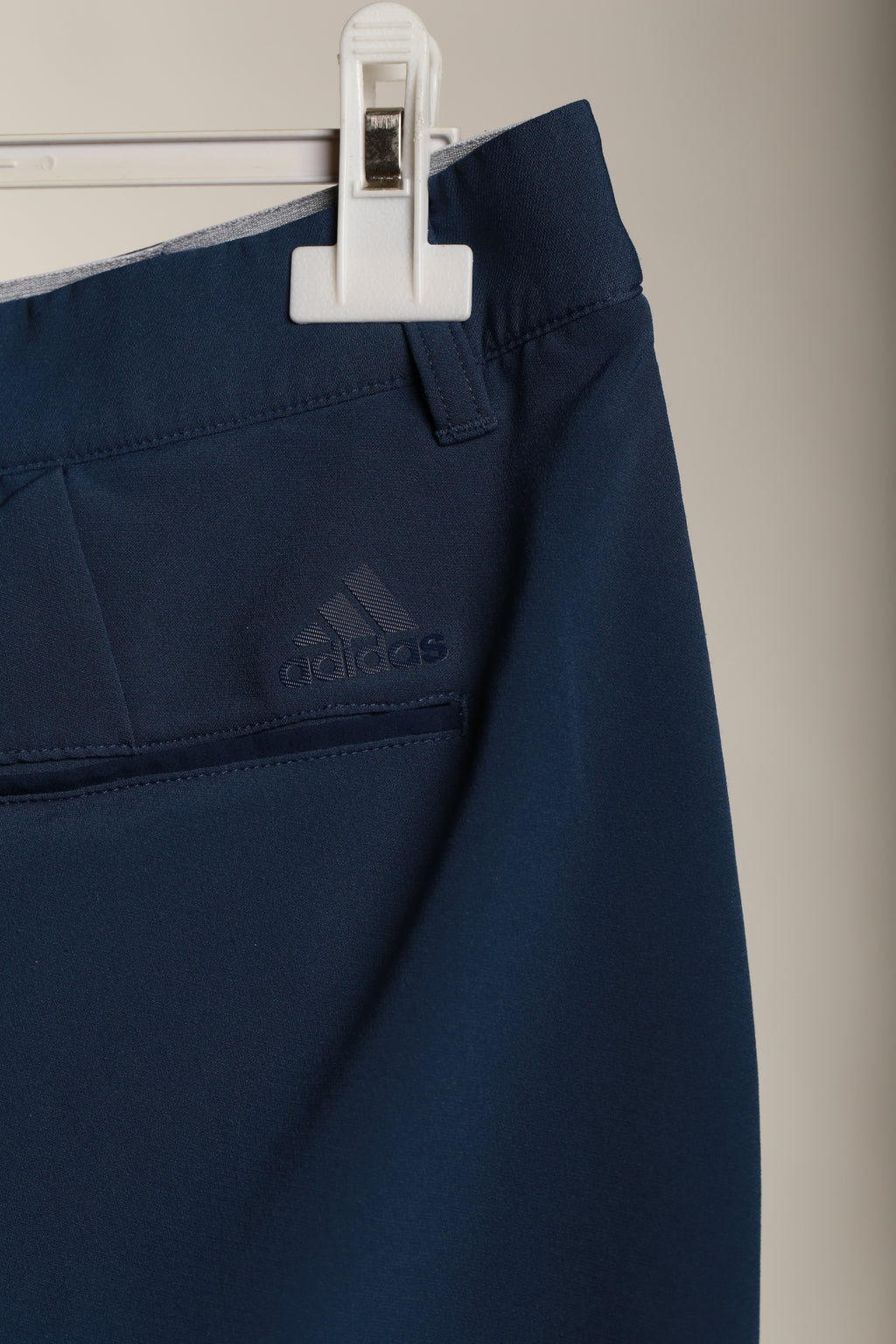 Męskie spodnie Adidas XL – granatowe