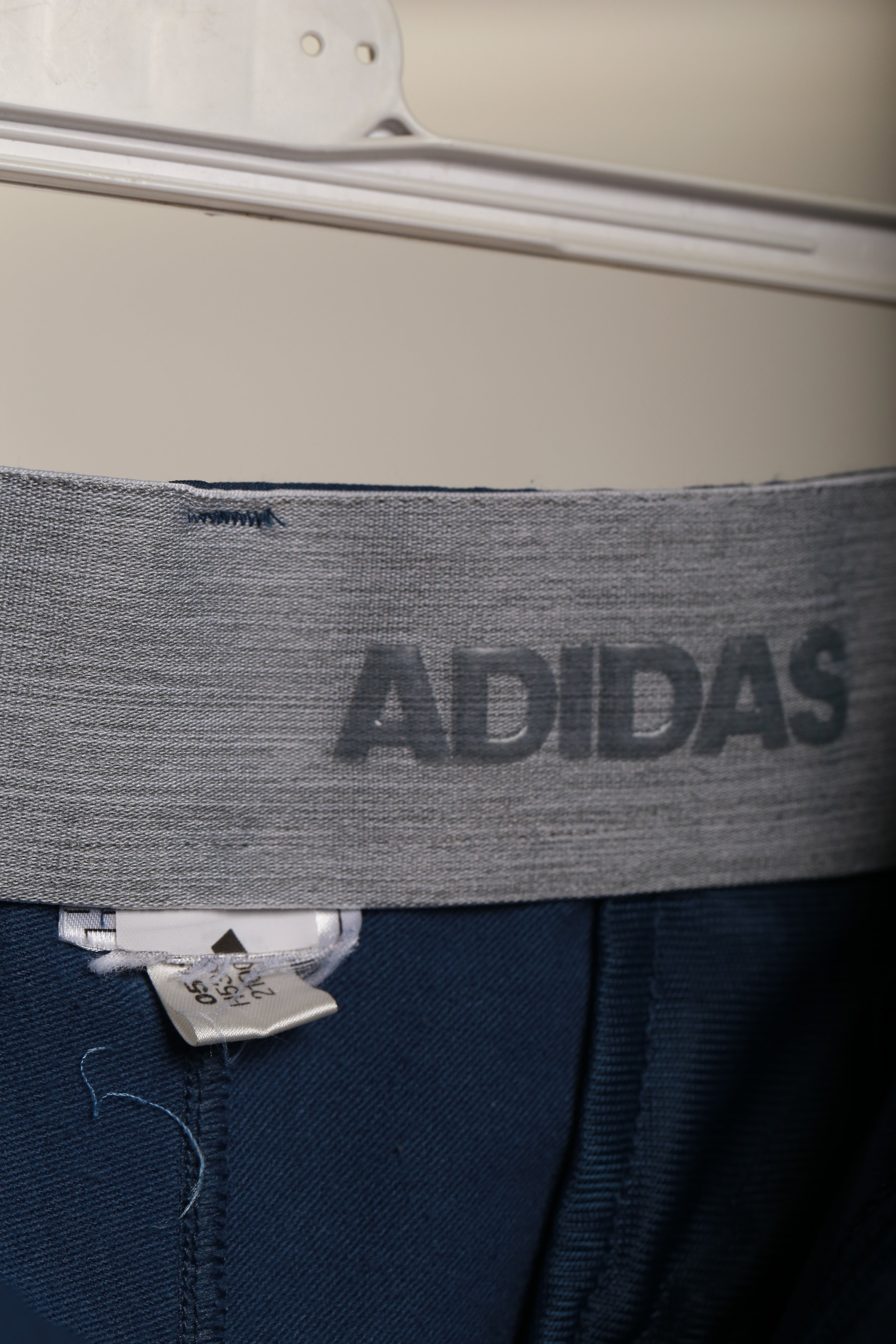 Męskie spodnie Adidas XL – granatowe