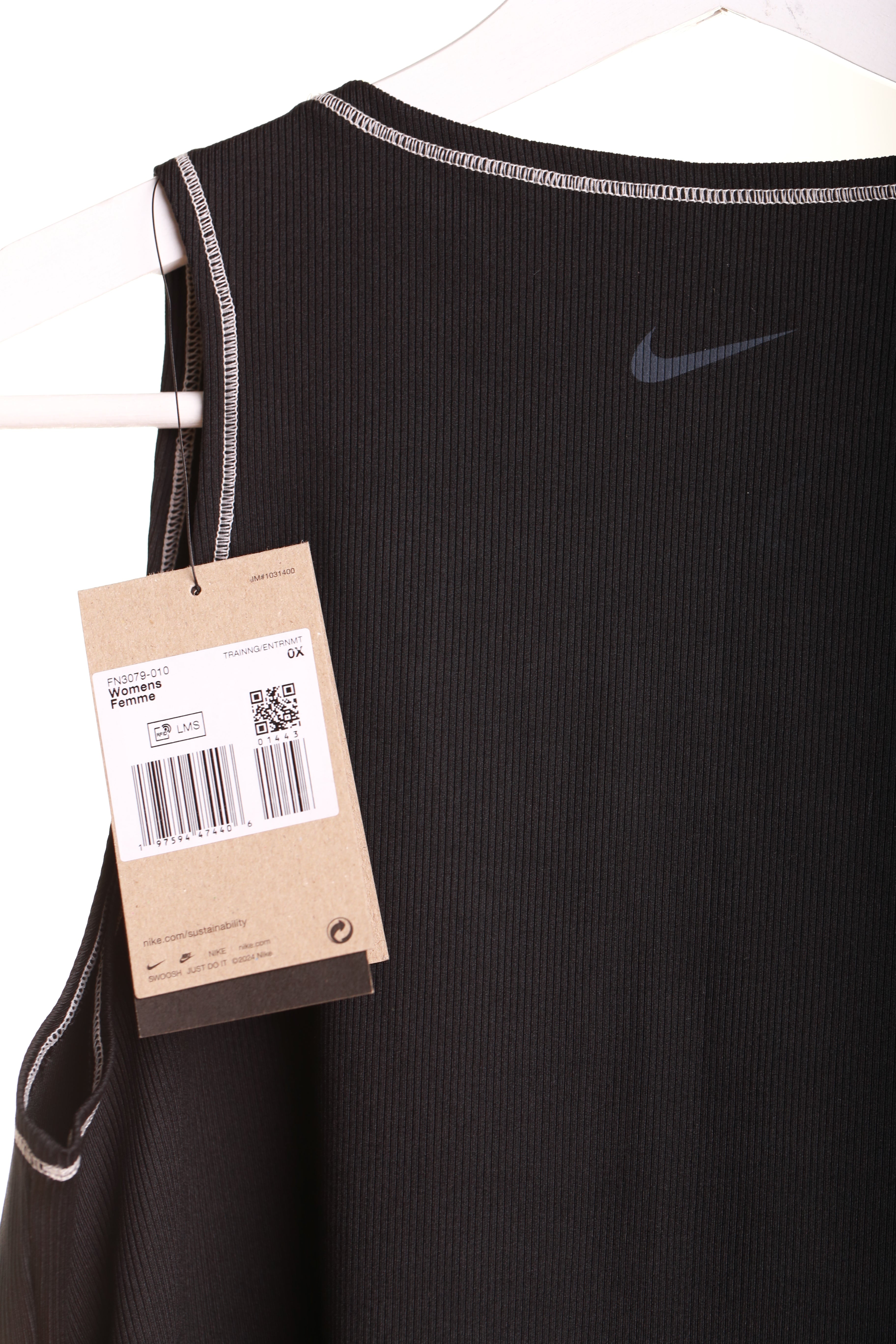 Top Nike