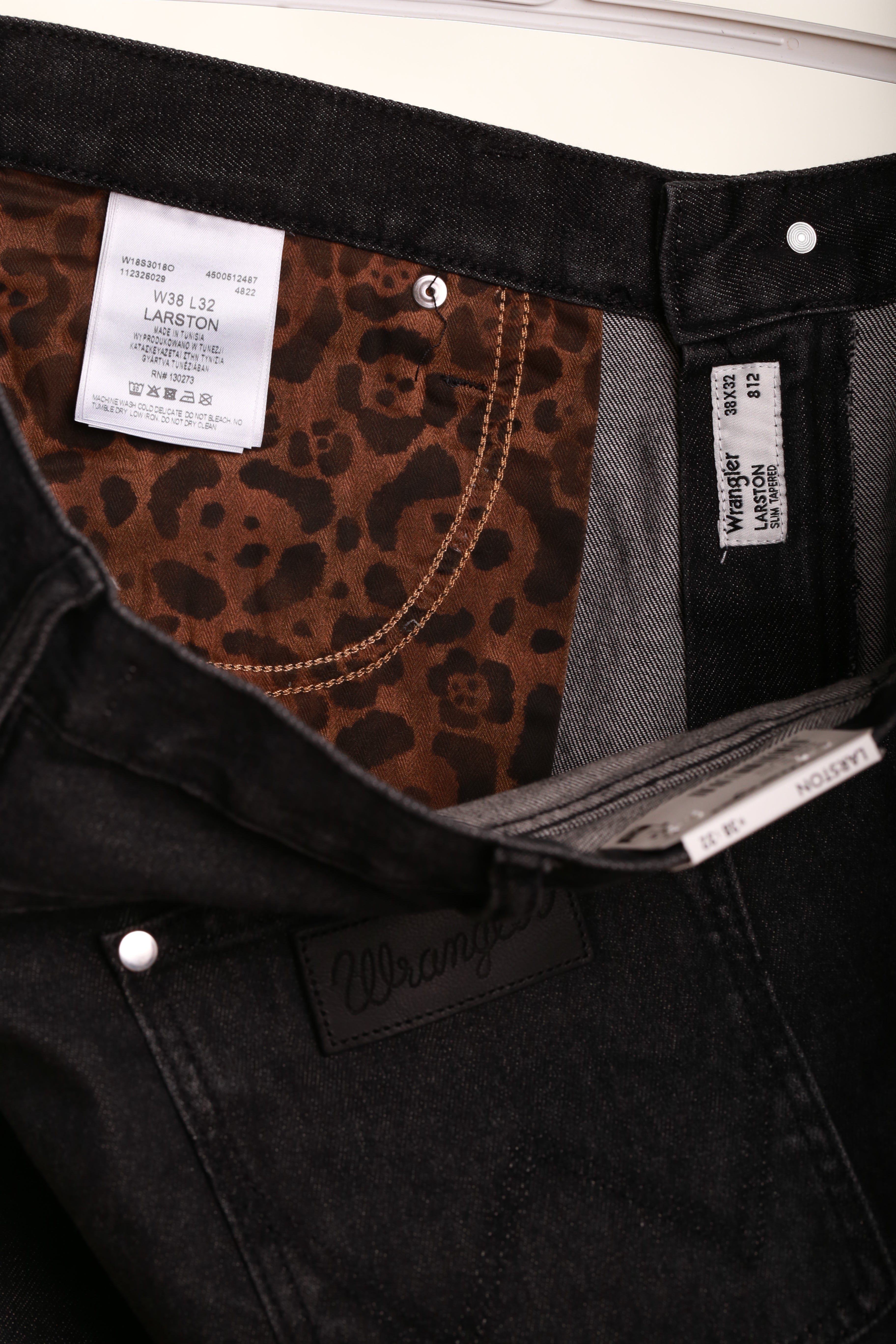 Jeansy Wrangler